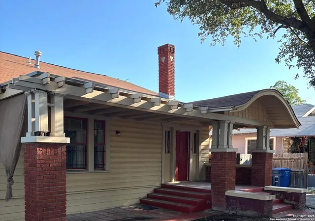 Photo 1 of Single family home for sale at 326 E Craig Pl, San Antonio, TX 78212 | MLS# 1877042 | Listing updated on 2025-08-22