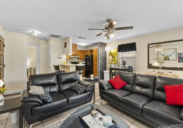 Photo 4 of Condo for sale at 5322 Medical Dr #E102, San Antonio, TX 78240 | MLS# 1877092 | Listing updated on 2025-06-30