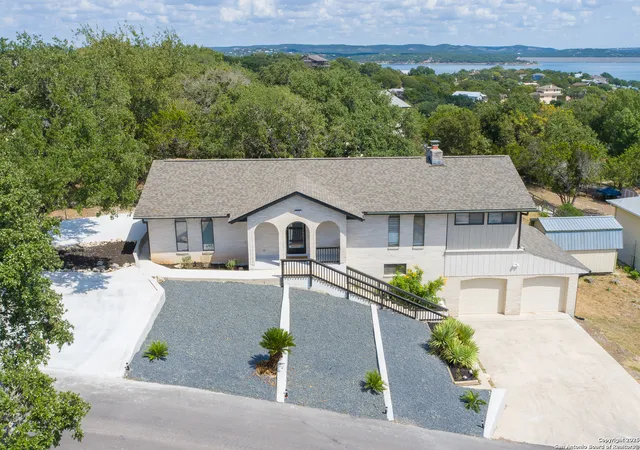 Photo 1 of Single family home for sale at 115 Tommy, Canyon Lake, TX 78133 | MLS# 1877163 | Listing updated on 2025-11-27