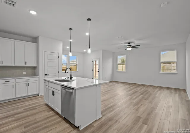 Photo 4 of Sale Pending at 7424 Cremorne, Converse, TX 78109 | MLS# 1877262 | Listing updated on 2026-04-01