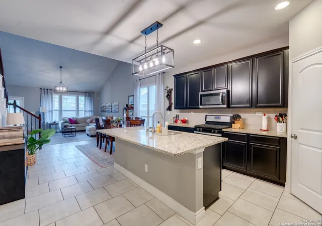 Photo 1 of Sale Pending at 115 Aberdeen, Boerne, TX 78015 | MLS# 1877360 | Listing updated on 2025-10-16