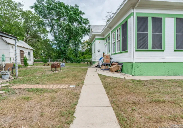 22nd image of 9248 Fm 725, Mc Queeney, TX 78123 | MLS# 1877418