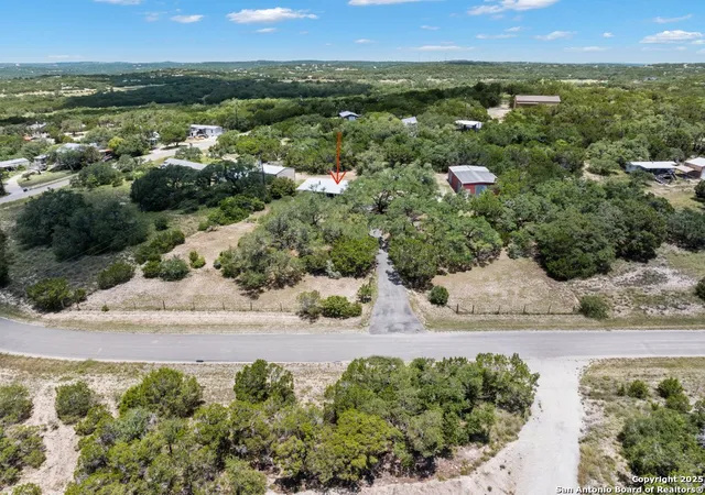 Photo 16 of Sale Pending at 171 Brenda Ln, Canyon Lake, TX 78133 | MLS# 1877493 | Listing updated on 2025-09-10