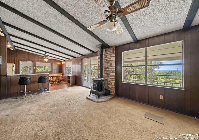 Photo 4 of Sale Pending at 171 Brenda Ln, Canyon Lake, TX 78133 | MLS# 1877493 | Listing updated on 2025-09-10