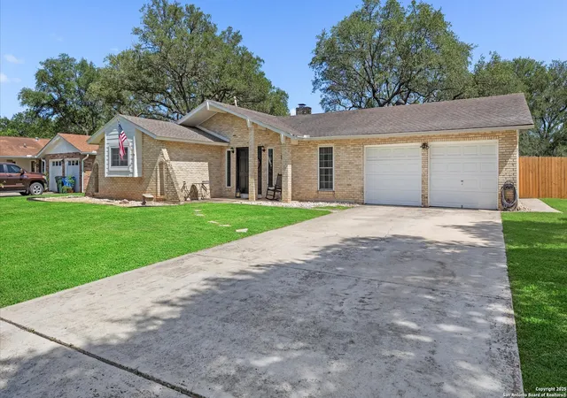 1st image of 1703 Redwood, Seguin, TX 78155 | MLS# 1877501