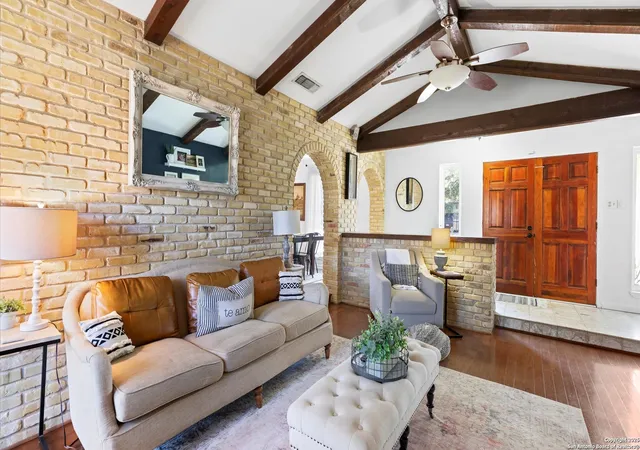 4th image of 1703 Redwood, Seguin, TX 78155 | MLS# 1877501