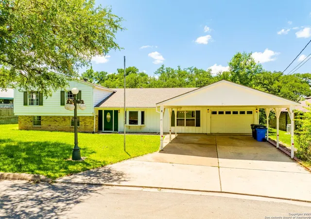 5th image of 730 Gloria Rd, Seguin, TX 78155 | MLS# 1877511