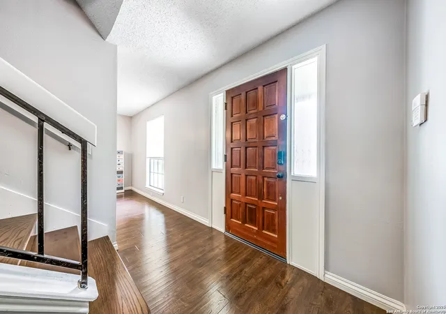 Photo 3 of Sale Pending at 14027 Cedar Ml, San Antonio, TX 78231 | MLS# 1877525 | Listing updated on 2025-10-17