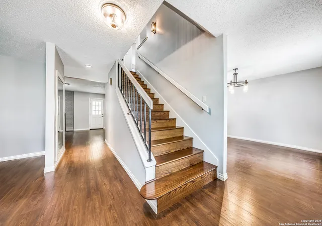 Photo 4 of Sale Pending at 14027 Cedar Ml, San Antonio, TX 78231 | MLS# 1877525 | Listing updated on 2025-10-17