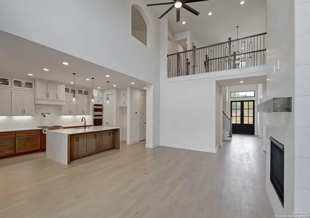 Photo 3 of Sale Pending at 23 Enia Cir, San Antonio, TX 78257 | MLS# 1877536 | Listing updated on 2026-01-27