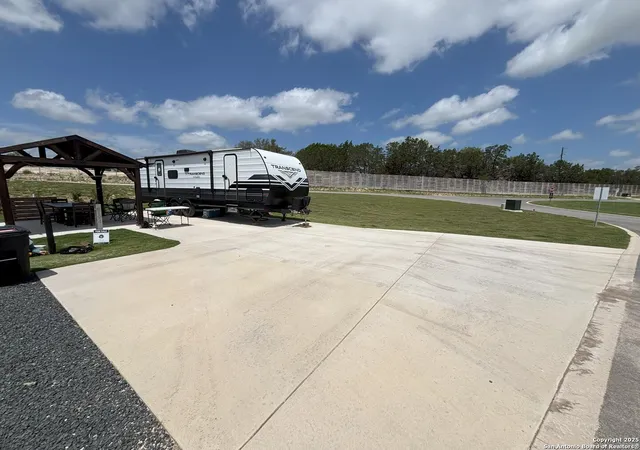 Homes for sale in Fredericksburg, TX | 5386 Ranch Road 1376 #194, Fredericksburg, TX 78624 | MLS# 1877537