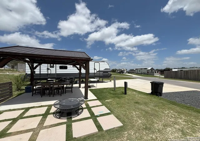 Homes for sale in Fredericksburg, TX | 5386 Ranch Road 1376 #194, Fredericksburg, TX 78624 | MLS# 1877537