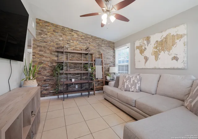 Photo 2 of Sale Pending at 4914 Neer Ave, San Antonio, TX 78213 | MLS# 1877551 | Listing updated on 2025-10-19