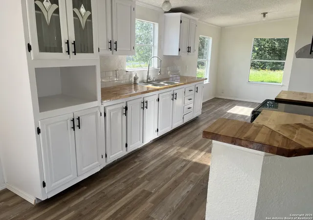 Photo 2 of Manufactured home for sale at 21016 Escondido, San Antonio, TX 78264 | MLS# 1877556 | Listing updated on 2026-02-23