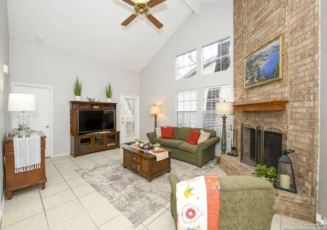 Photo 3 of Single family home for sale at 9536 W Dover Rdg, San Antonio, TX 78250 | MLS# 1877581 | Listing updated on 2025-11-16