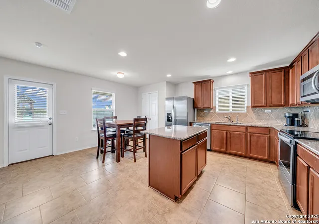 Photo 3 of Single family home for sale at 11914 Silver Sails, San Antonio, TX 78254 | MLS# 1877630 | Listing updated on 2025-08-21