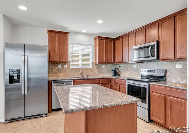 Photo 3 of Single family home for sale at 11914 Silver Sails, San Antonio, TX 78254 | MLS# 1877630 | Listing updated on 2025-08-21