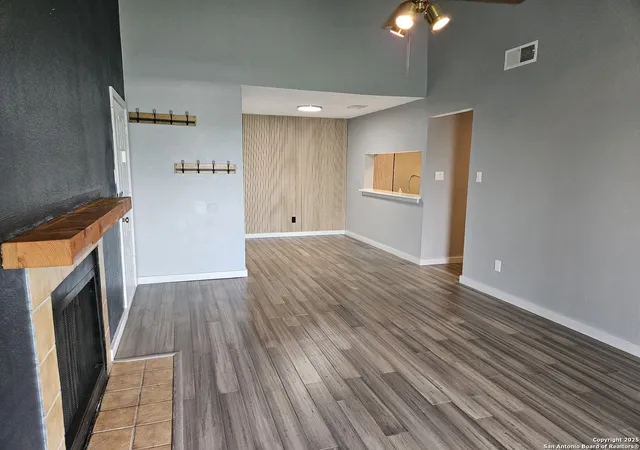 Photo 3 of Condo for sale at 14343 Judson Rd #1106, San Antonio, TX 78233 | MLS# 1877650 | Listing updated on 2025-10-06