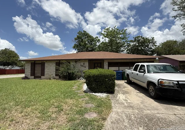 Photo 1 of Sale Pending at 2802 Lakebriar, San Antonio, TX 78222 | MLS# 1877753 | Listing updated on 2025-08-26