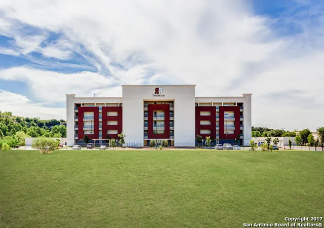 Photo 2 of Sale Pending at 17902 La Cantera Pkwy #203, San Antonio, TX 78257 | MLS# 1877842 | Listing updated on 2025-10-31