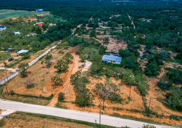 1st image of 1062 County Road 122 Lot 4, Floresville, TX 78114 | MLS# 1877873