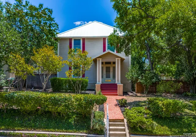 2nd image of 124 Barilla Pl, San Antonio, TX 78209 | MLS# 1877938
