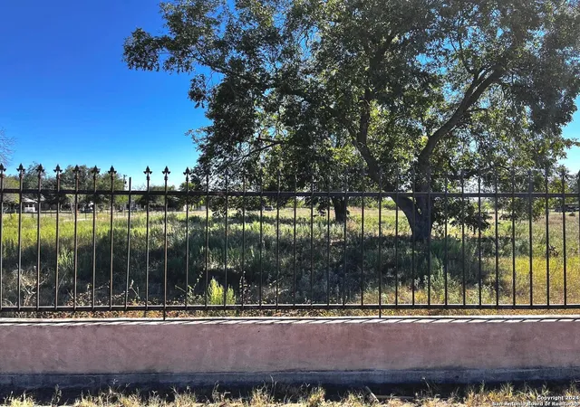 3rd image of 16486 Fm 463, Lytle, TX 78052 | MLS# 1878000