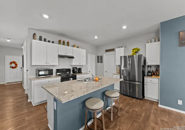 Photo 3 of Sale Pending at 449 Middle Green Loop, Floresville, TX 78114 | MLS# 1878014 | Listing updated on 2026-03-24