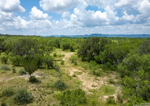 5th image of 1231 B & R Road, Vanderpool, TX 78885 | MLS# 1878031