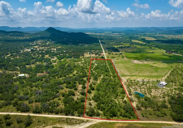 Homes for sale in Vanderpool, TX | 1231 B & R Road, Vanderpool, TX 78885 | MLS# 1878031