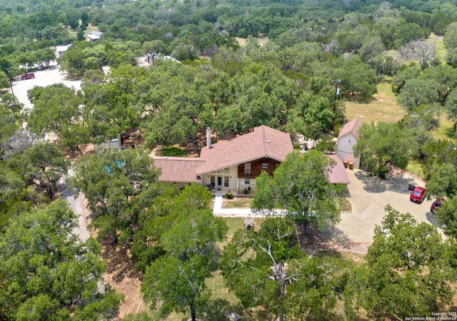 Photo 3 of Single family home for sale at 33171 Blanco Rd, Bulverde, TX 78163 | MLS# 1878035 | Listing updated on 2025-10-31