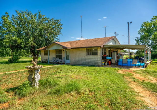Photo 2 of Sale Pending at 258 County Road 4000, Pearsall, TX 78061 | MLS# 1878180 | Listing updated on 2025-08-29