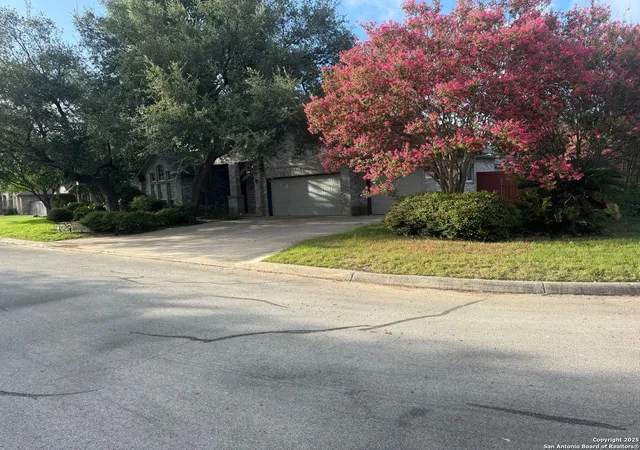 Photo 2 of Single family home for sale at 9510 French Tree, Helotes, TX 78023 | MLS# 1878192 | Listing updated on 2025-08-26