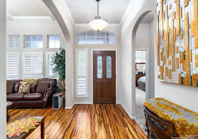 Photo 4 of Single family home for sale at 9510 French Tree, Helotes, TX 78023 | MLS# 1878192 | Listing updated on 2025-08-26