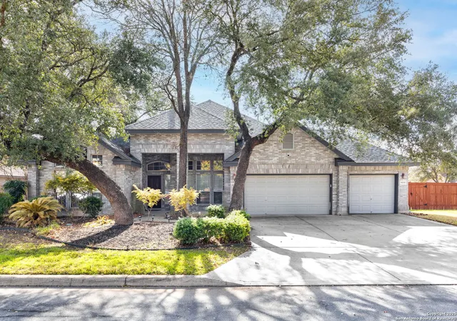 Photo 3 of Single family home for sale at 9510 French Tree, Helotes, TX 78023 | MLS# 1878192 | Listing updated on 2025-08-26