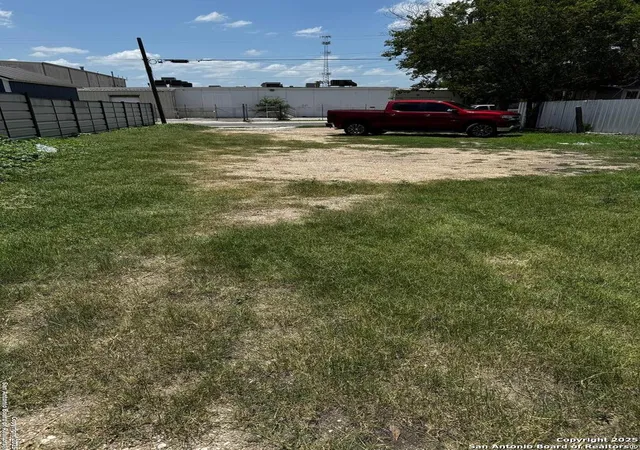 1st image of 818 S Mesquite, San Antonio, TX 78203 | MLS# 1878205