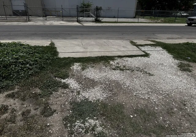 Photo 3 of Land for sale at 818 S Mesquite, San Antonio, TX 78203 | MLS# 1878205 | Listing updated on 2025-07-04
