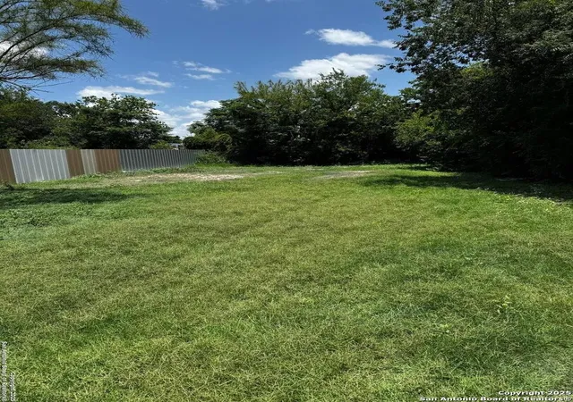 2nd image of 818 S Mesquite, San Antonio, TX 78203 | MLS# 1878205