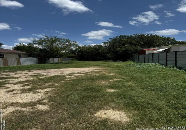 Photo 3 of Land for sale at 818 S Mesquite, San Antonio, TX 78203 | MLS# 1878205 | Listing updated on 2025-07-04