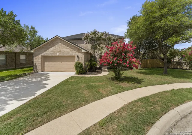 Photo 3 of Sale Pending at 14946 Turret Run, San Antonio, TX 78248 | MLS# 1878222 | Listing updated on 2025-12-11