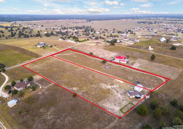 22nd image of 177 Lakeview Cir, La Vernia, TX 78121 | MLS# 1878238