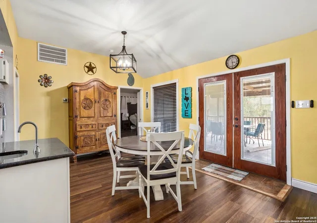 5th image of 177 Lakeview Cir, La Vernia, TX 78121 | MLS# 1878238