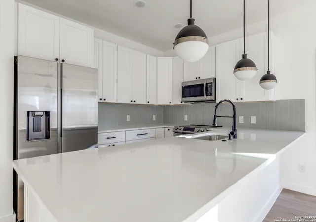 Photo 3 of Single family home for sale at 510 S Olive St #101, San Antonio, TX 78203 | MLS# 1878327 | Listing updated on 2025-12-31