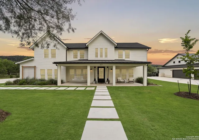 Photo 1 of Single family home for sale at 807 Wade, New Braunfels, TX 78132 | MLS# 1878428 | Listing updated on 2025-12-27
