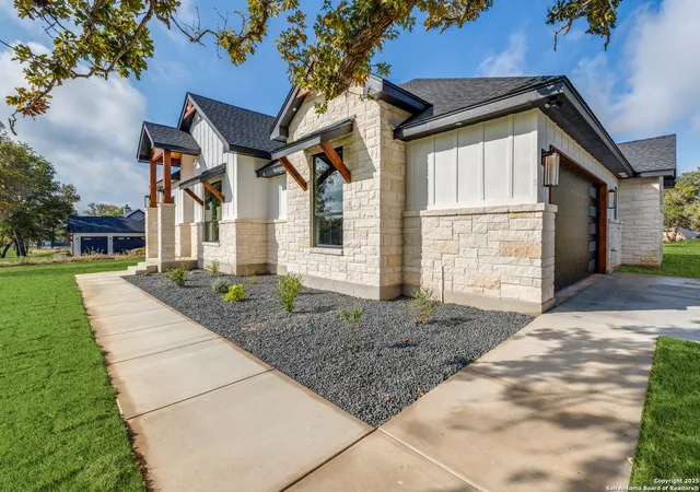 4th image of 113 Pioneer Trail, Adkins, TX 78101 | MLS# 1878480