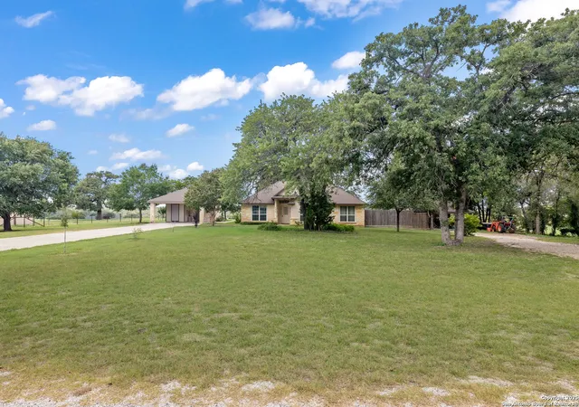 2nd image of 173 Great Oaks, La Vernia, TX 78121 | MLS# 1878481