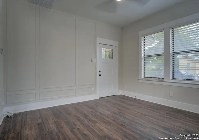 Photo 3 of Sale Pending at 1413 Burnet, San Antonio, TX 78202 | MLS# 1878503 | Listing updated on 2026-02-03