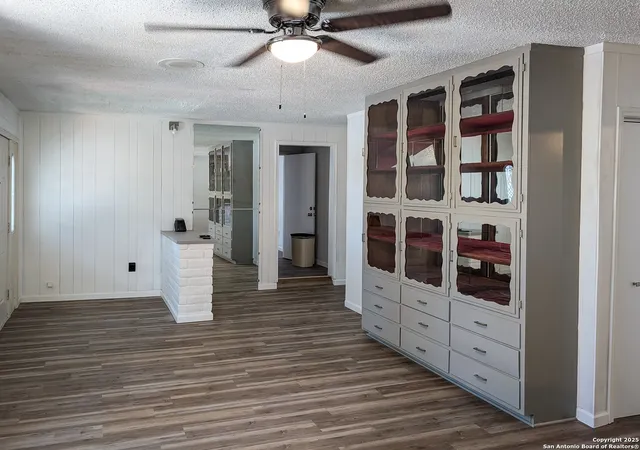 Photo 2 of Single family home for sale at 1201 Oblate, Canyon Lake, TX 78133 | MLS# 1878518 | Listing updated on 2026-01-20