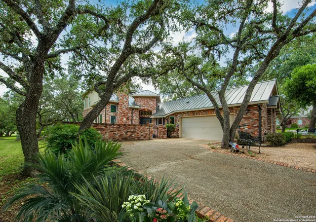 Photo 1 of Manufactured home for sale at 4 Horns Cross, San Antonio, TX 78257 | MLS# 1878580 | Listing updated on 2025-11-16
