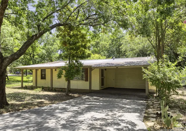 2nd image of 18218 Scenic Loop, Helotes, TX 78023 | MLS# 1878637
